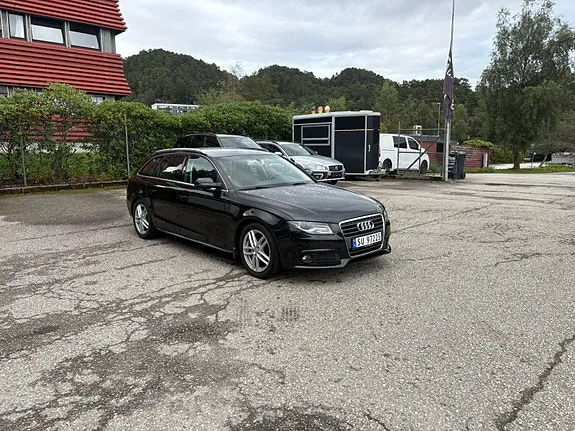 Audi A4 2011 photo 3