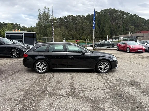 Audi A4 2011 photo 4