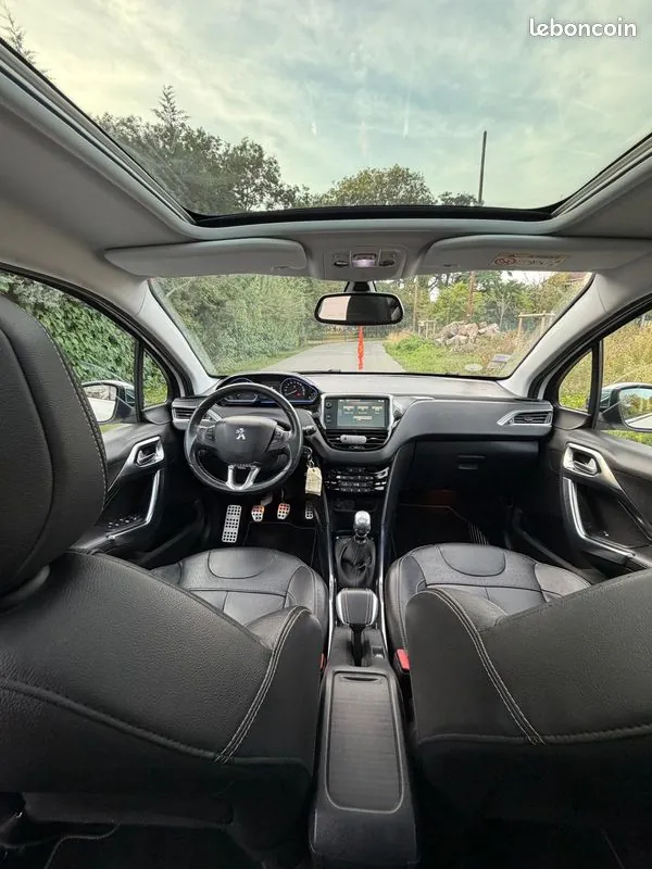 Peugeot 2008 2014 photo 4
