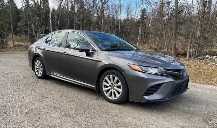 Toyota Camry 2020 photo 3
