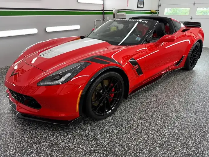 Chevrolet Corvette 2019 photo 3