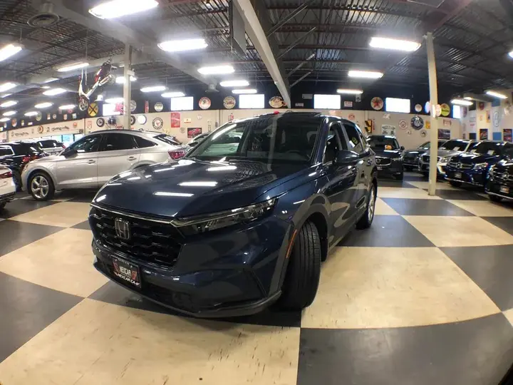 Honda Cr-V 2023 photo 3