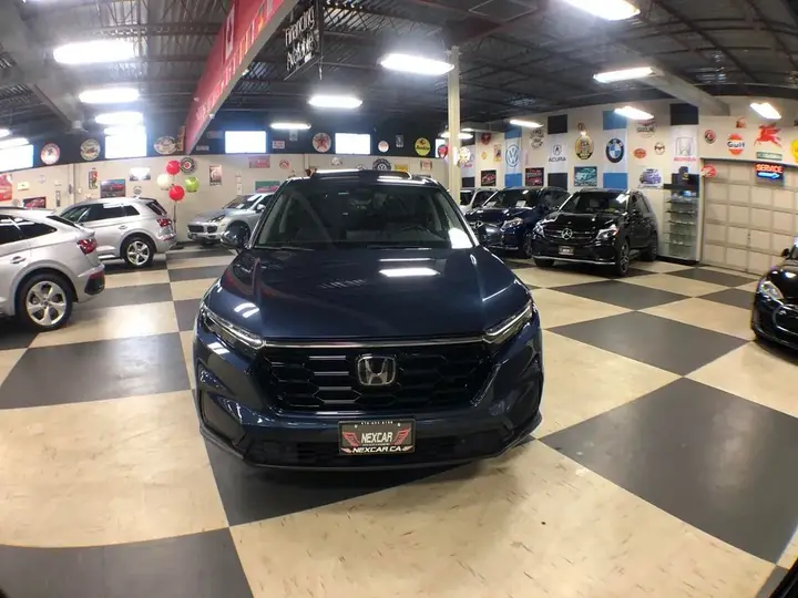 Honda Cr-V 2023 photo 2