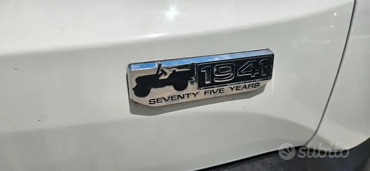 Jeep Renegade 2023 photo 2