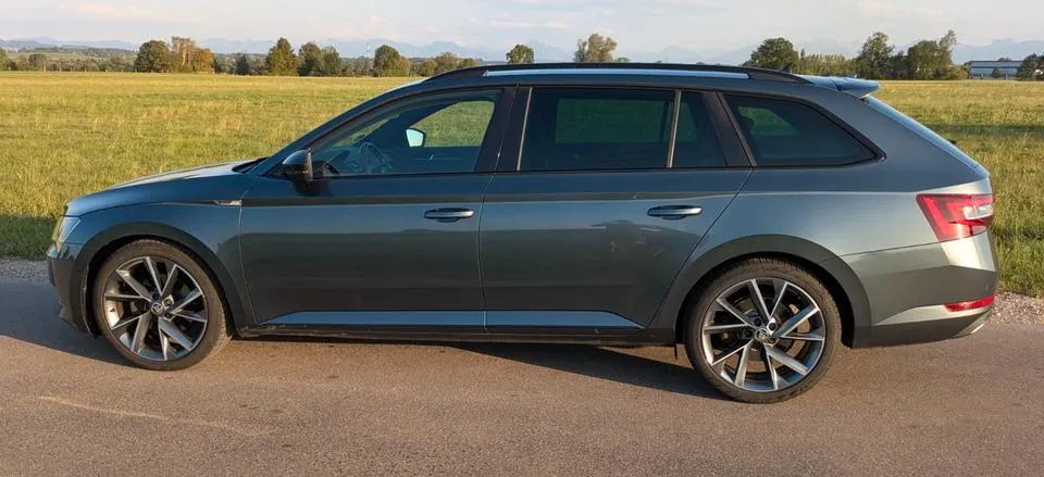 Skoda Superb Combi