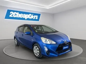 Toyota Aqua 2015 photo 4