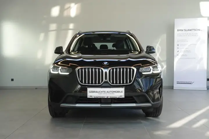 BMW X3 2022 photo 2