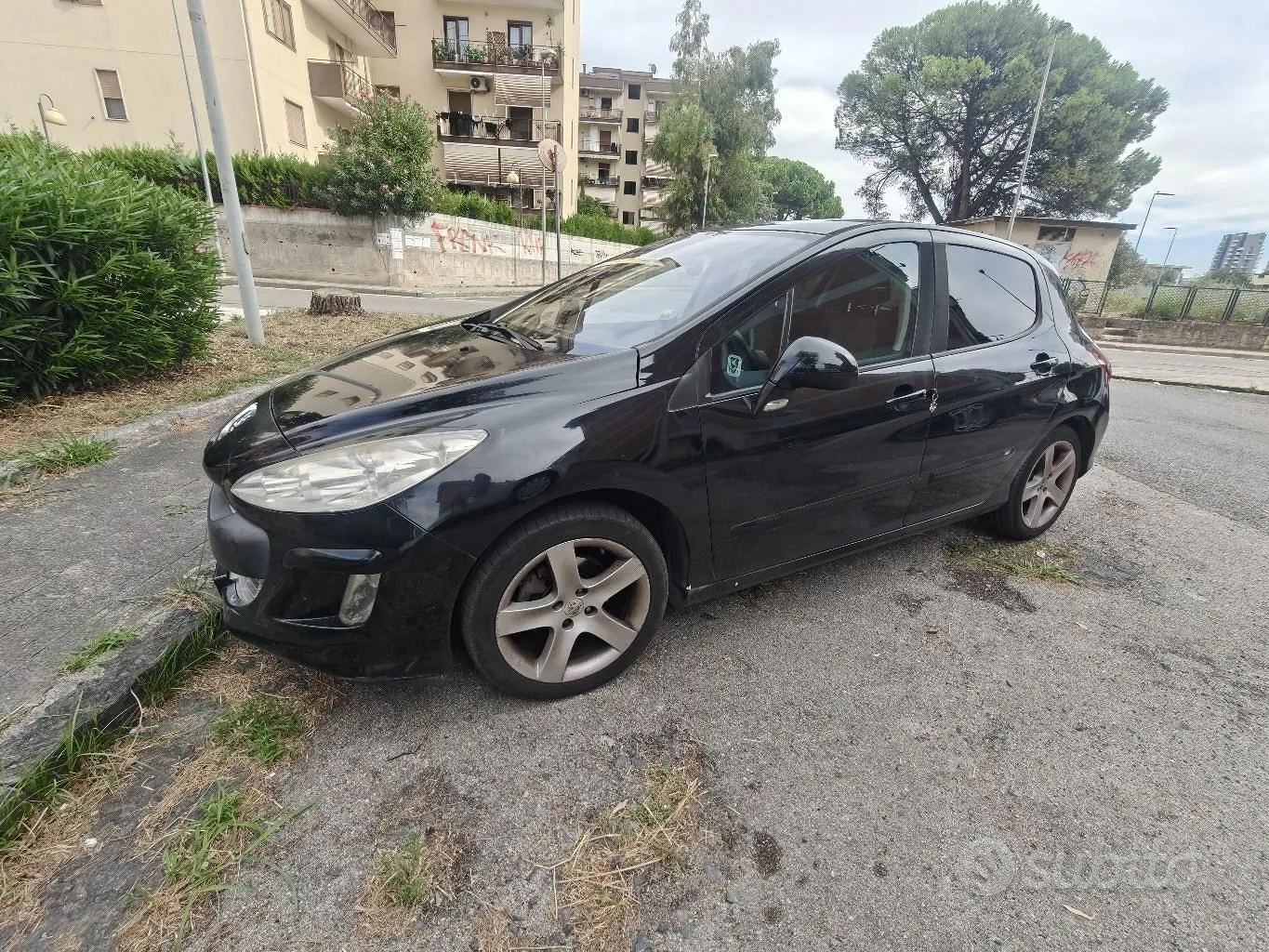 Peugeot 308 2008 photo 3