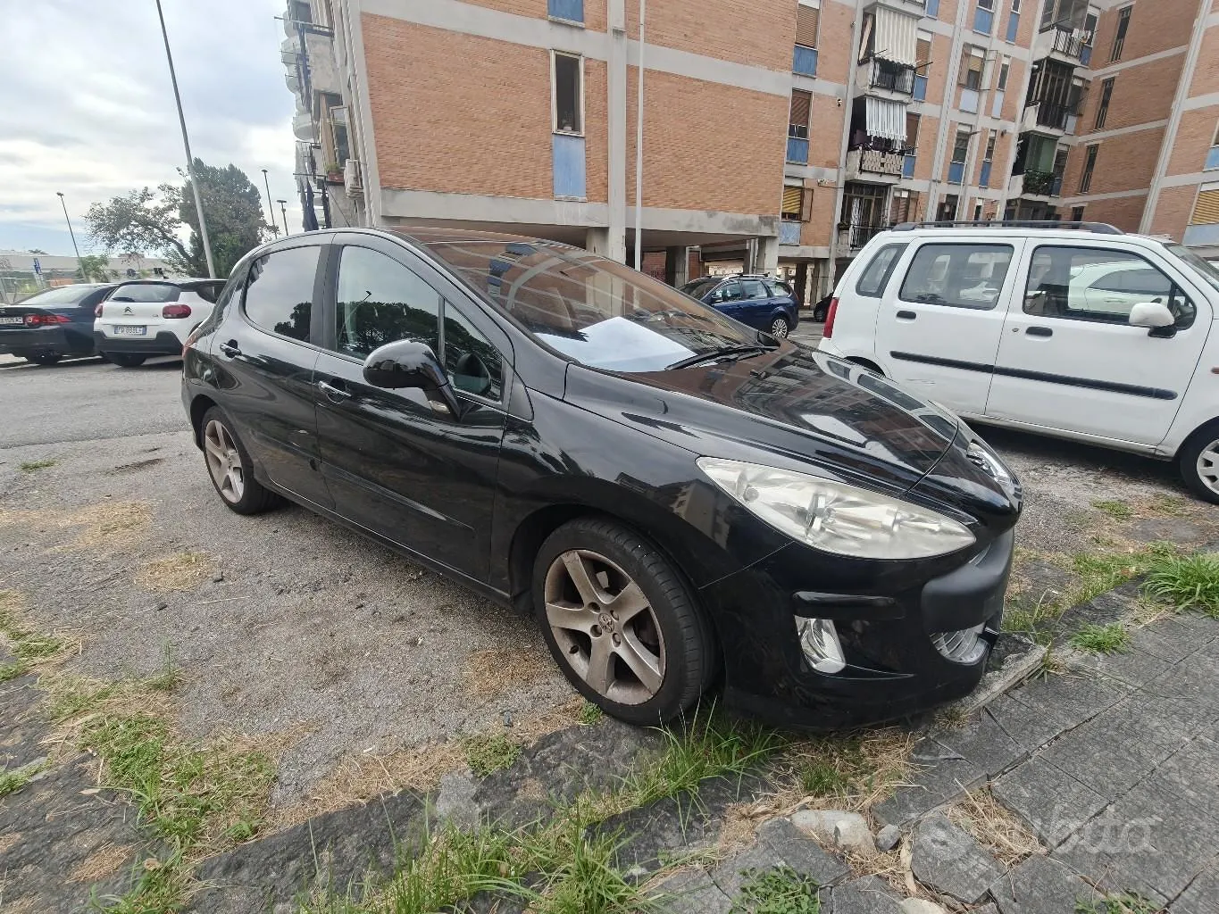 Peugeot 308 2008 photo 4