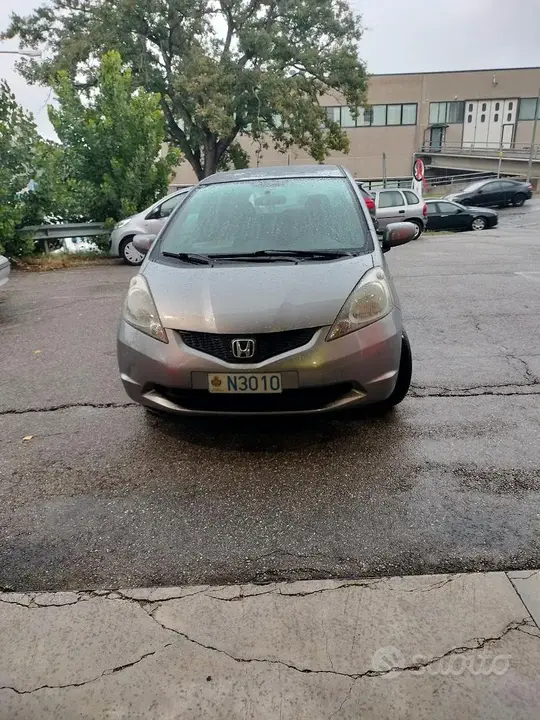 Honda Jazz 2008 photo 2