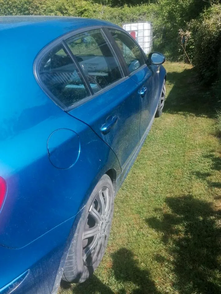 BMW E87 120I