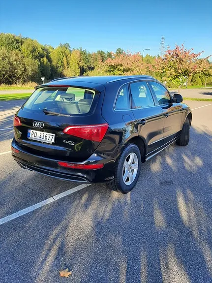 Audi Q5 2010 photo 2
