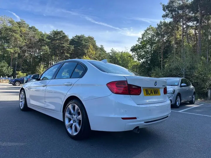 BMW 3 Series 2014 photo 4