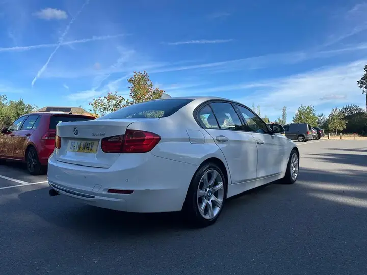 BMW 3 Series 2014 photo 5