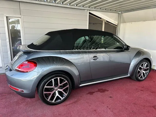 Volkswagen Beetle 2018 photo 2