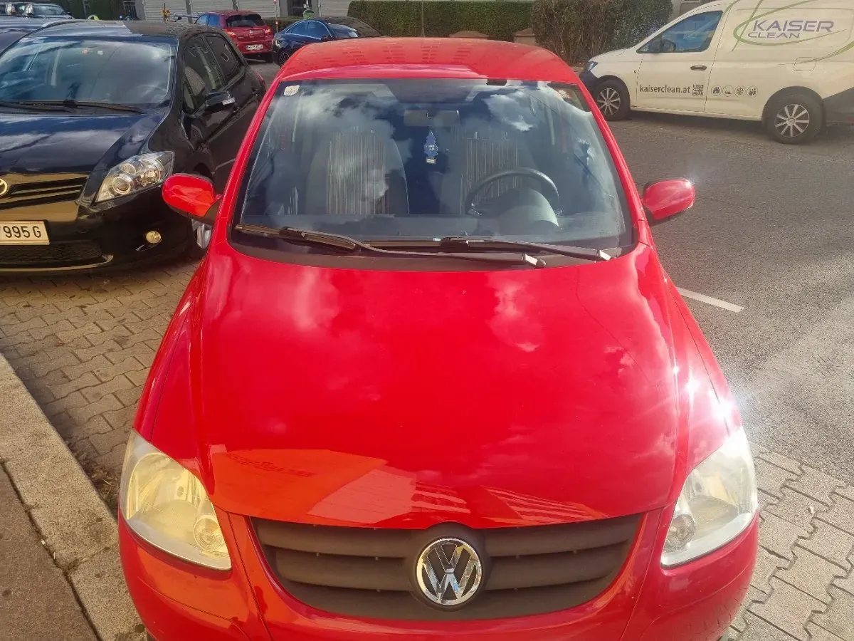 Volkswagen Fox 2010 photo 2