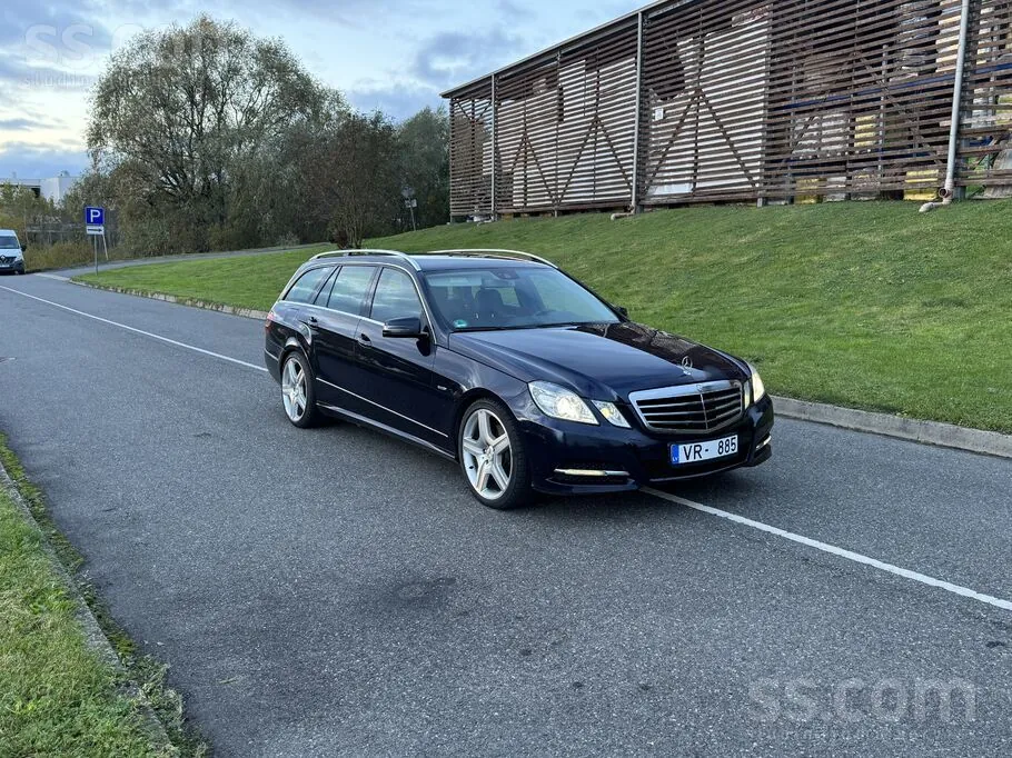 Mercedes-Benz E300