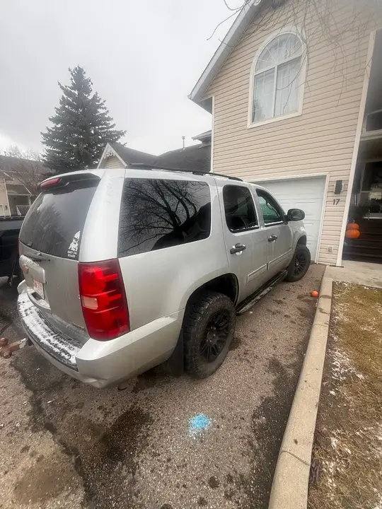 Chevrolet Tahoe 2012 photo 2