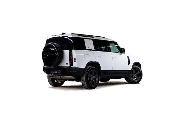 Land Rover Defender 110 2023 photo 2