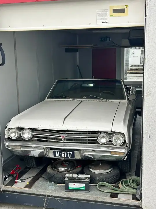 Oldsmobile Cutlass
