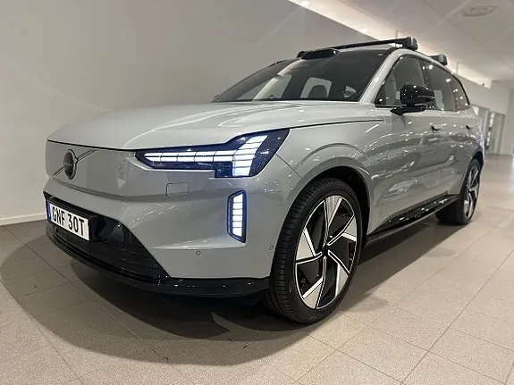 Volvo Ex90