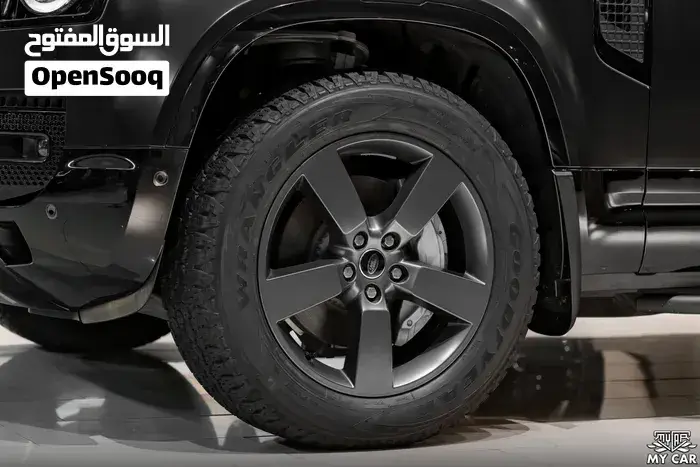 Land Rover Defender 2025 photo 2