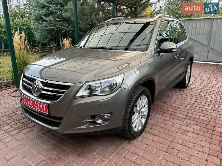 Volkswagen Tiguan 2009 photo 4
