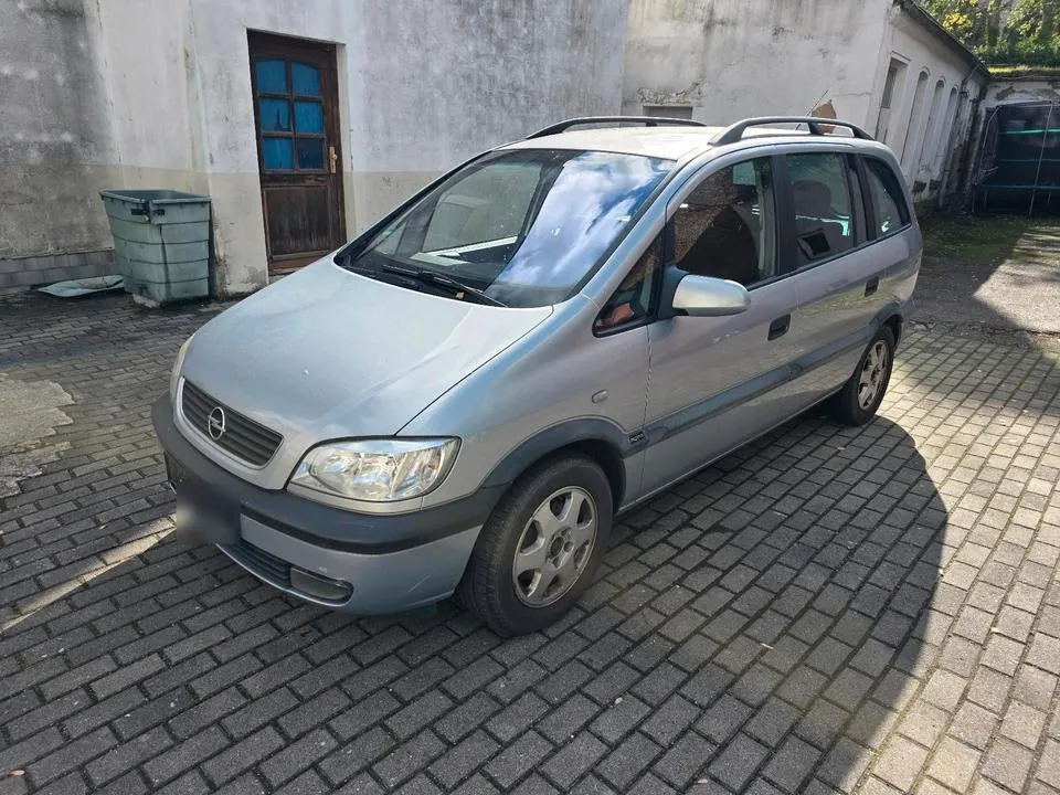 Opel Zafira A