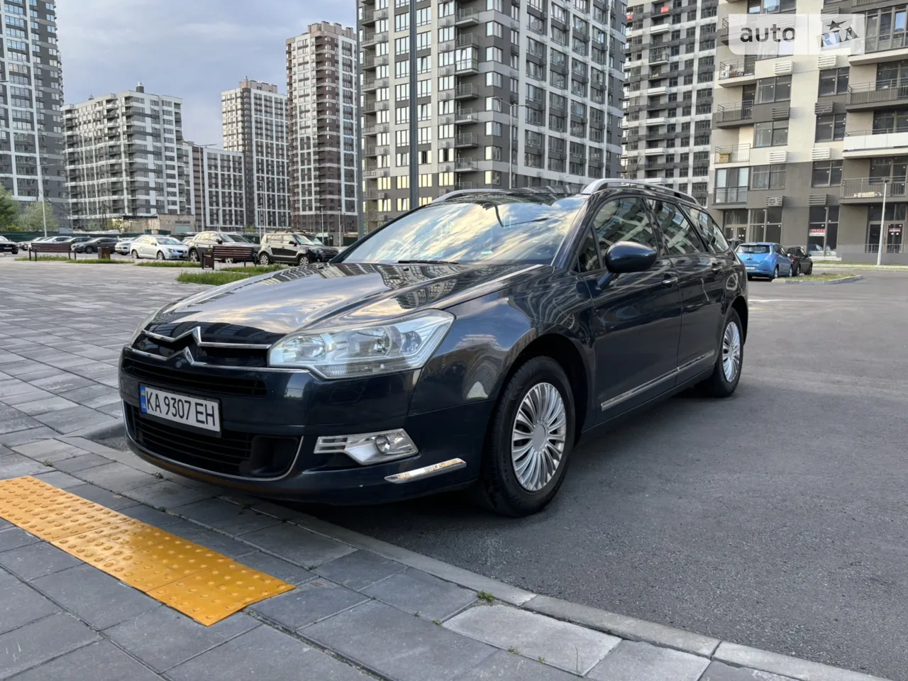 Citroen C5 2010 photo 3