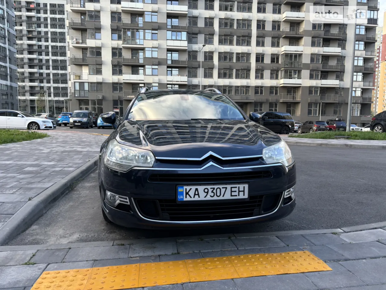 Citroen C5 2010 photo 2
