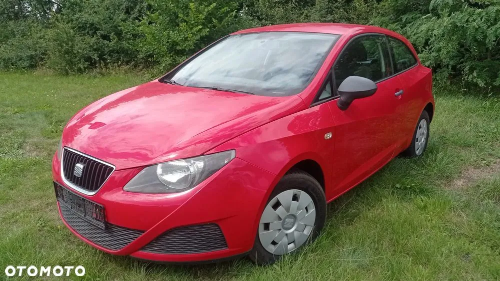 Seat Ibiza 2011 photo 2