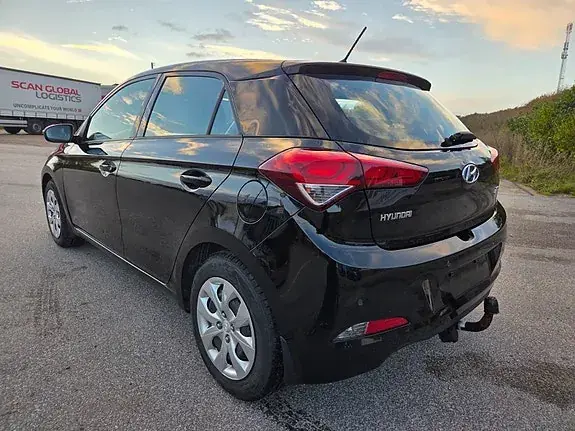 Hyundai I20 2016 photo 4