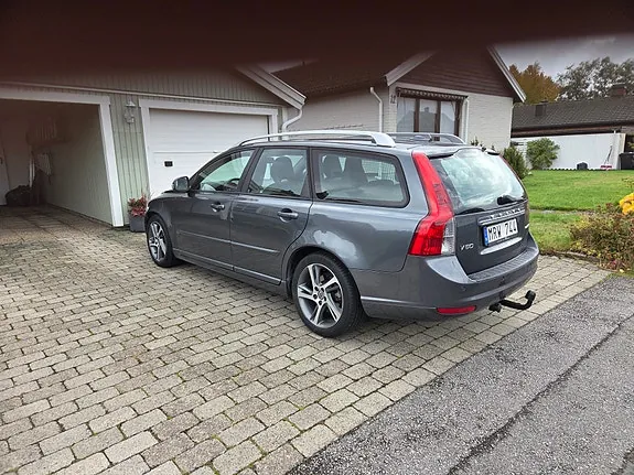 Volvo V50 2012 photo 3