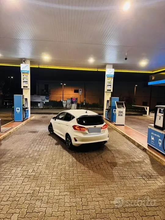 Ford Fiesta 2018 photo 3