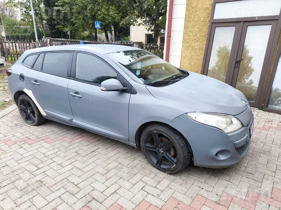 Renault Megane 2009 photo 2