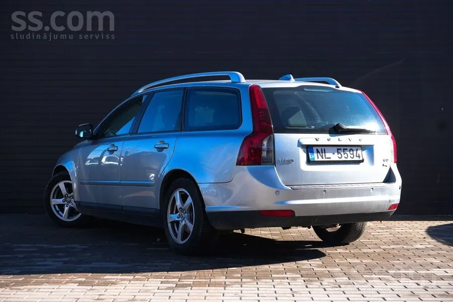 Volvo V50 2009 photo 4