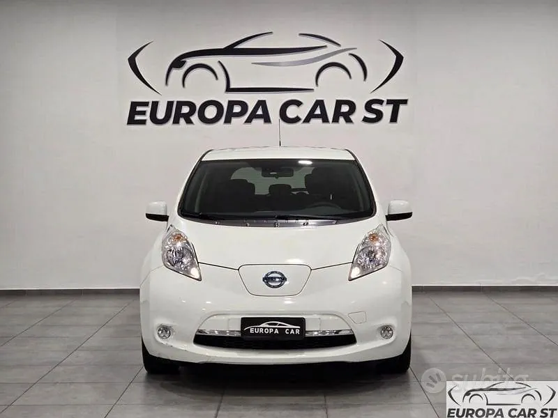 Nissan Leaf 2018 photo 2