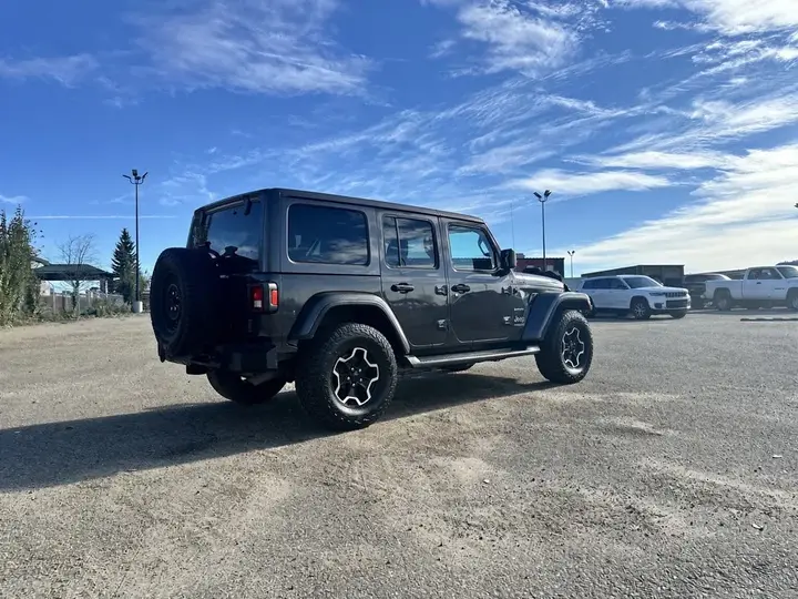 Jeep Wrangler Unlimited 2020 photo 5