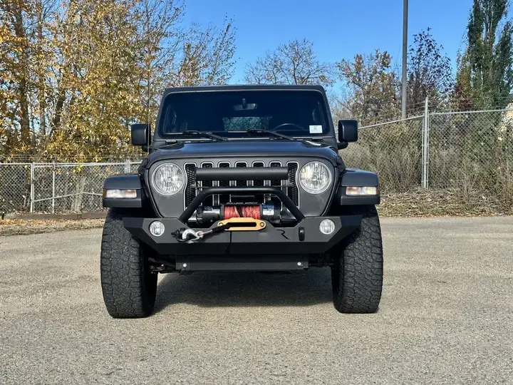 Jeep Wrangler Unlimited 2020 photo 2