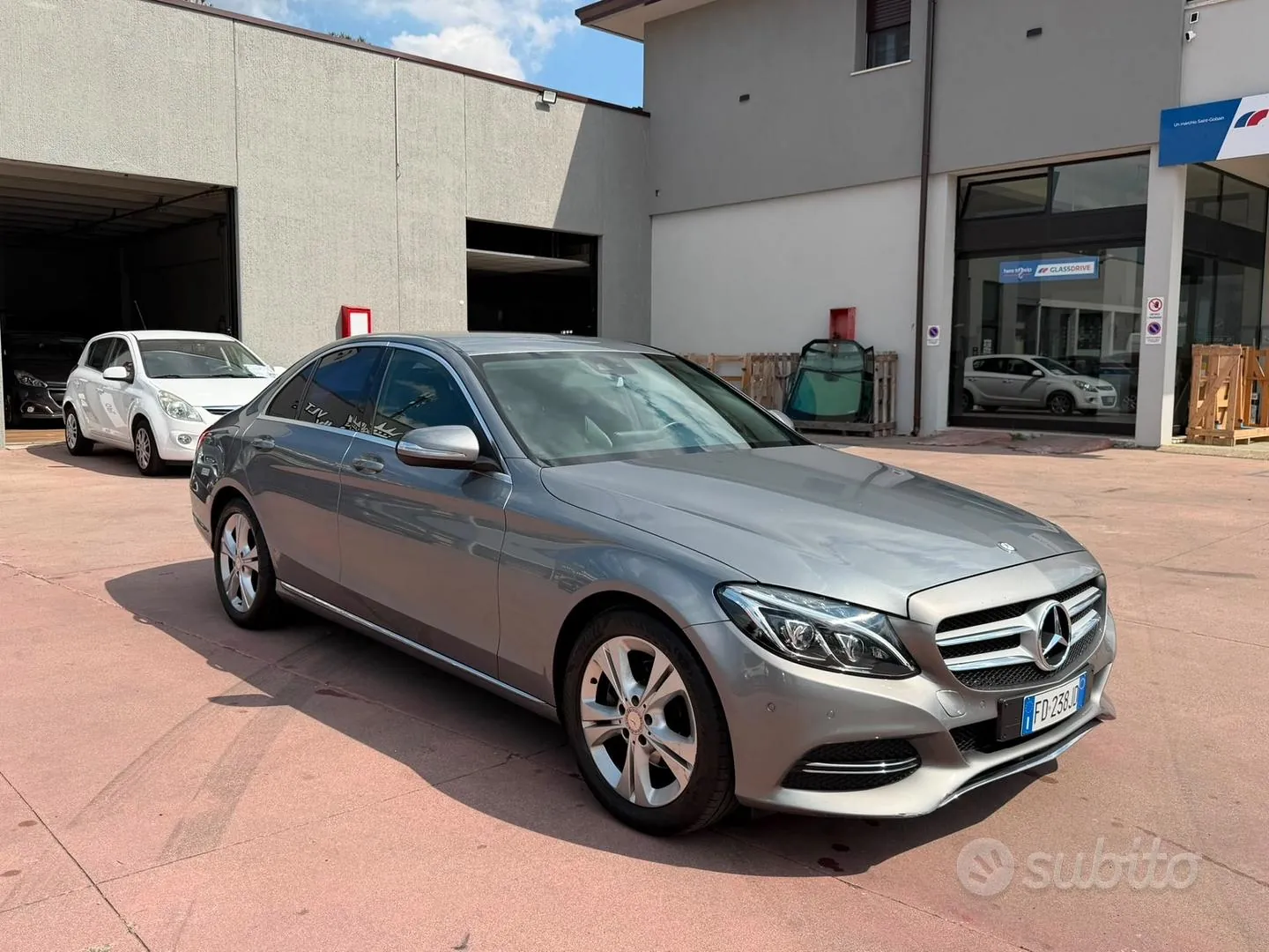 Mercedes-Benz C 220 D 2015 photo 3