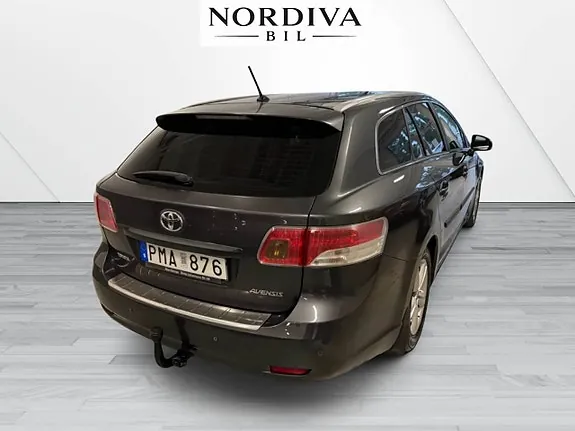 Toyota Avensis 2009 photo 5