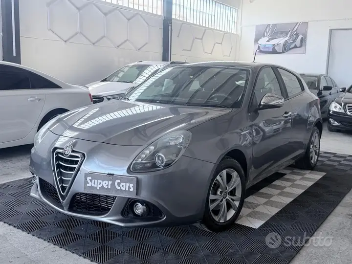 Alfa Romeo Giulietta 2015 photo 3