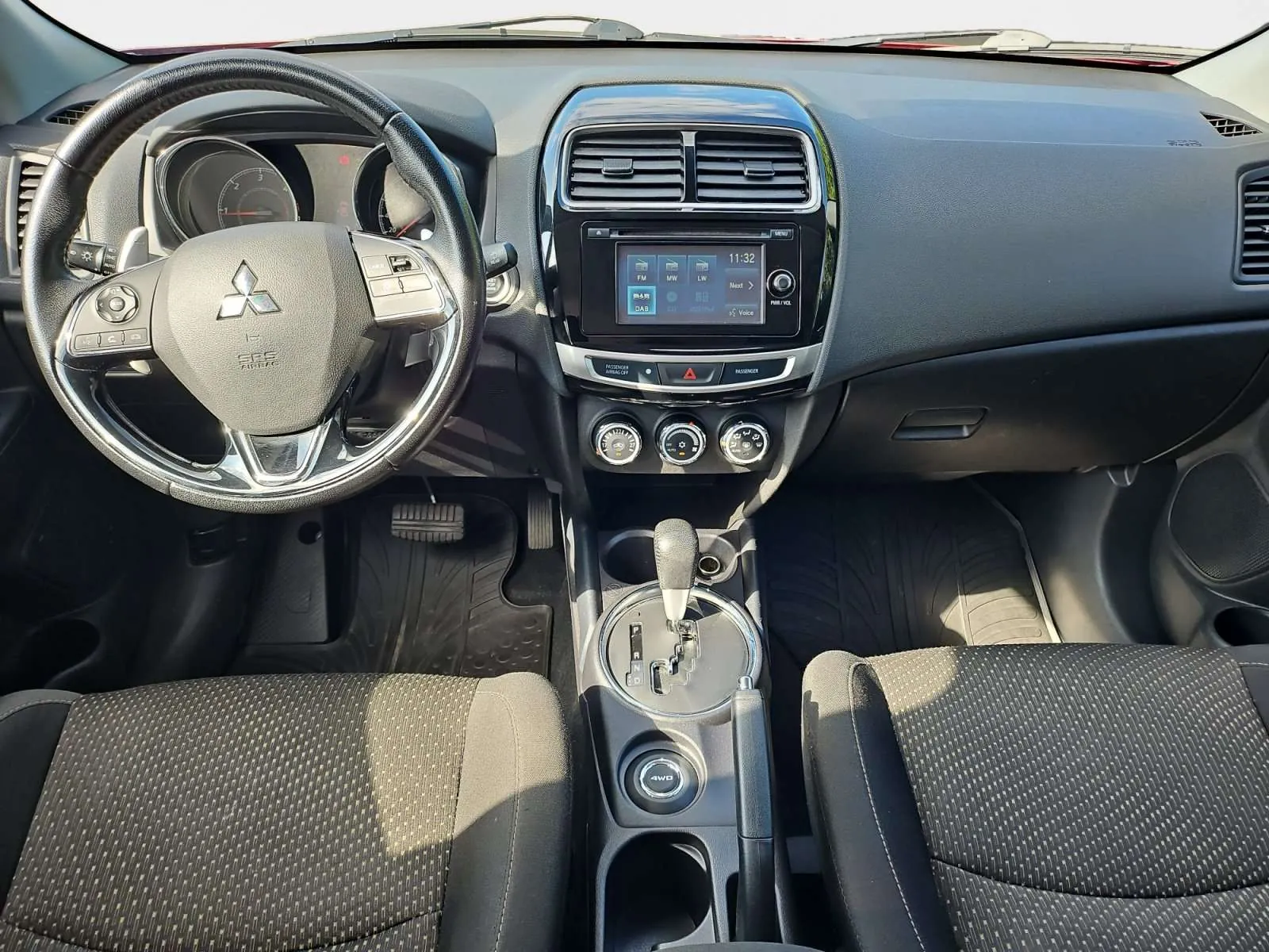 Mitsubishi Asx 2016 photo 5