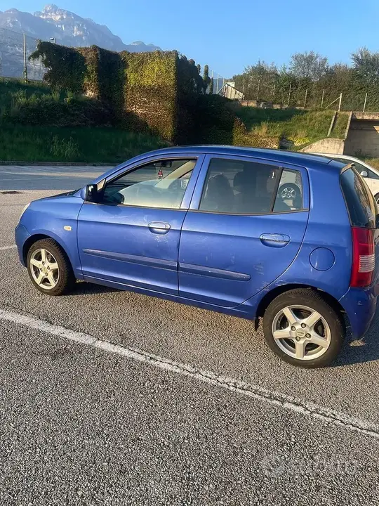 Kia Picanto 2005 photo 4