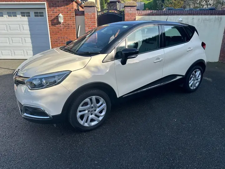 Renault Captur 2017 photo 2