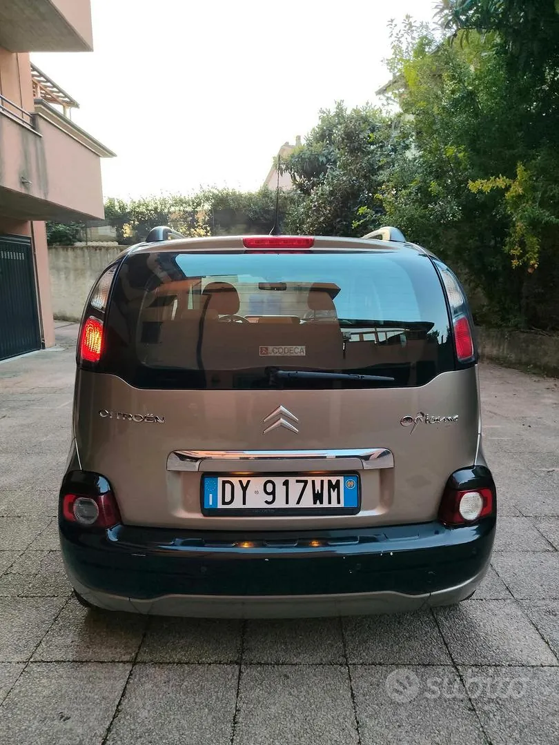 Citroen C3 Picasso 2009 photo 3