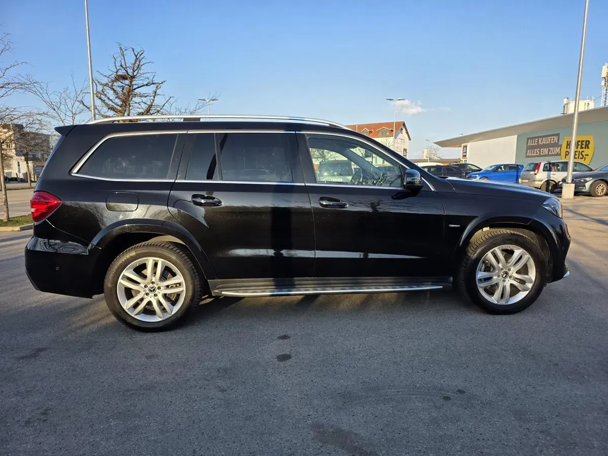 Mercedes-Benz Gls-Class 2018 photo 3