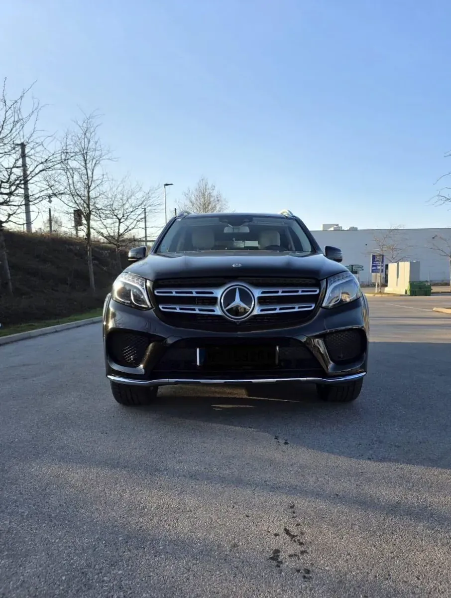Mercedes-Benz Gls-Class