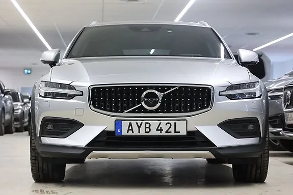 Volvo V60 Cross Country 2021 photo 5