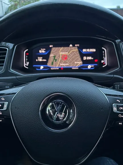 Volkswagen T-Roc 2018 photo 4